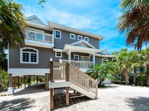 917 Pepper Tree Pl, Sanibel, FL 33957-2911