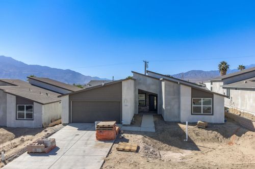 68220 Calle Azteca, Desert Hot Springs CA  92240-6412 exterior