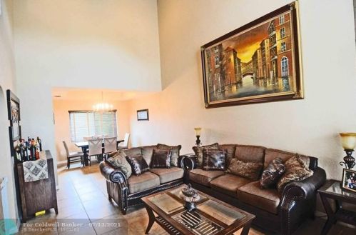 1612 159th Ave, Hollywood, FL 33027-2342