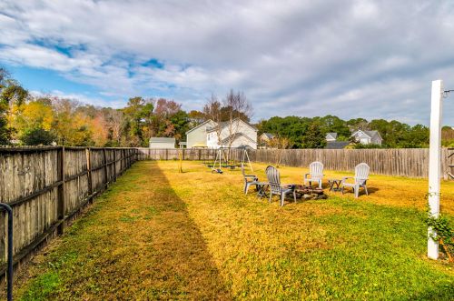 1528 Thoroughbred Blvd, Johns Island SC  29455-8520 exterior