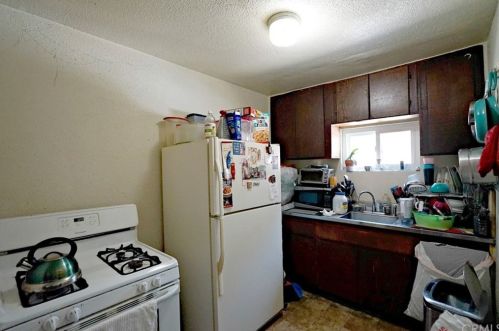 5101 Lindsey Ave, Pico Rivera CA  90660-2732 exterior