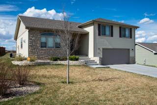 736 Leyden Ridge Cir, Manhattan KS  66503-1402 exterior