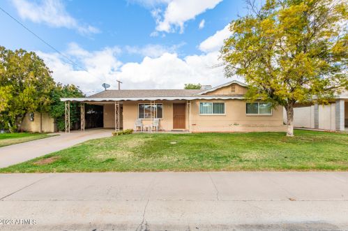 3018 Columbine Dr, Phoenix, AZ 85029-2324