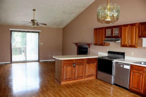 3102 Courtland Rd, Roanoke VA  24012-7723 exterior