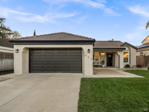 533 Freemark Ln, Oakley, CA 94561-3119