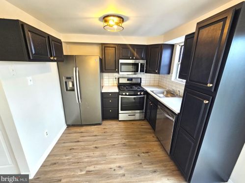 1014 Mcclenahan Ter, Boothwyn, PA 19061-4617