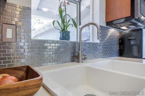 9204 Virginian Ln, La Mesa CA  91941-4134 exterior