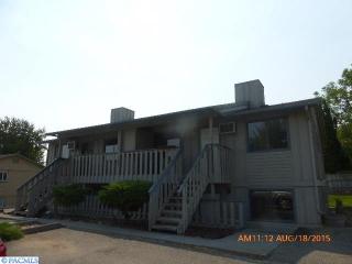1207 13th Ave, Kennewick, WA 99337-4007