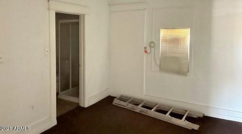 329 12 St, Phoenix AZ 85086-6477 exterior