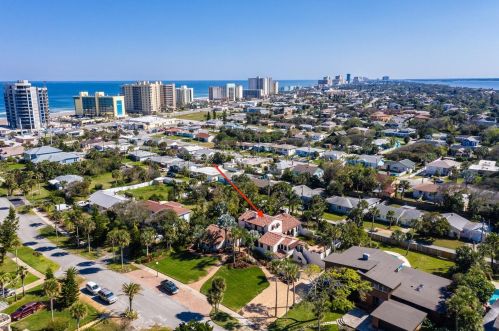 420 Ocean Dunes Rd, Daytona Beach FL  32118-4914 exterior