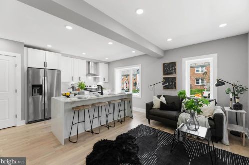 1273 Simms Pl, Washington, DC 20002-7835