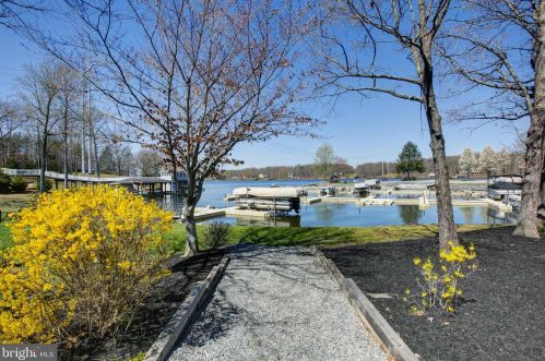687 Tall Pines Dr, Mineral, VA 23117-4626