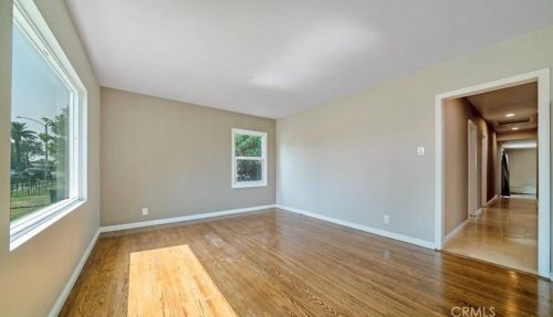 1517 Harding St, Long Beach CA  90805-3662 exterior