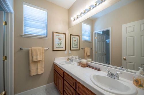 7145 Lahinch Dr, Gilroy CA  95020-3058 exterior