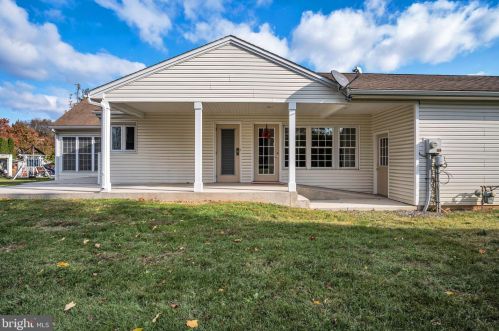 19 Skyport Rd, Navy Sup Dpt PA  17050-2329 exterior
