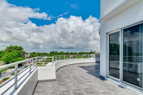 111 2nd St, Delray Beach FL  33444-3696 exterior