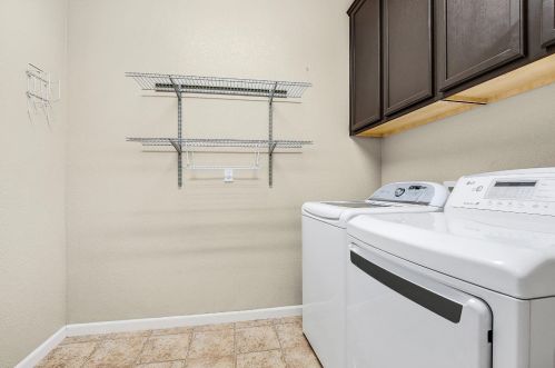 16278 Prairie Fire Ct, Lathrop CA  95330-8963 exterior