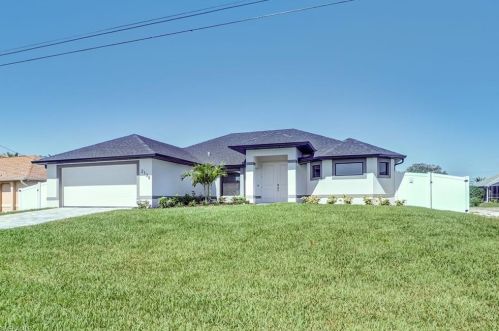 2227 2 Ter, Cape Coral FL  33990-1024 exterior