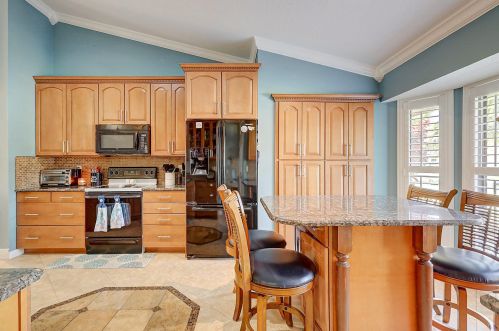 3202 Seaboard Ave, Palm City FL  34990-3107 exterior