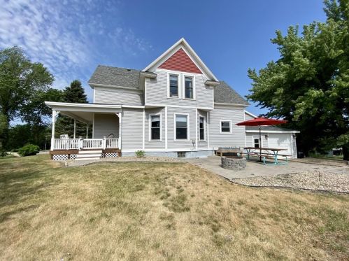 3220 State Highway 19, Marshall, MN 56258-5290
