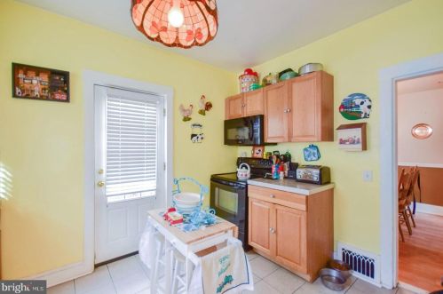 310 Congress St, Charles Town WV  25414-1320 exterior