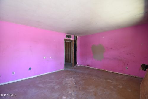 5816 7 St, Phoenix AZ 85006-1046 exterior