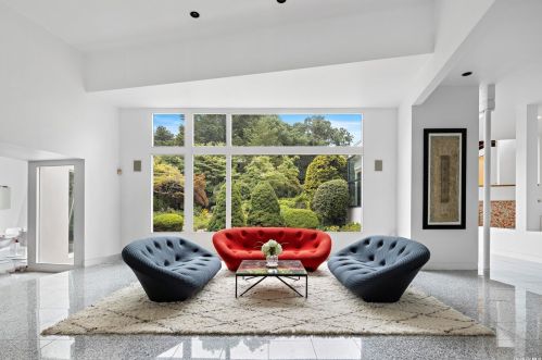 15 Wenwood Dr, Muttontown NY  11545-3127 exterior