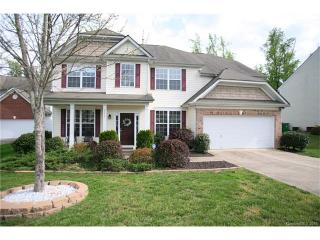 2615 Swansong Ln, Charlotte, NC 28213-2158