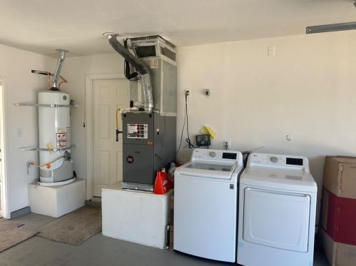 625 Ebbetts Ave, Manteca CA  95337-6016 exterior