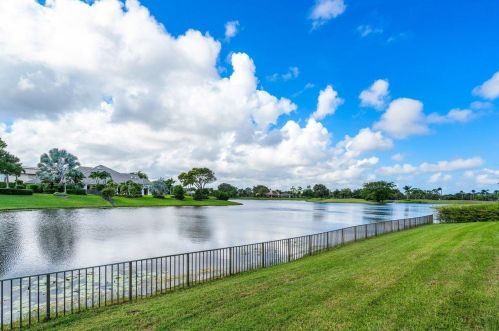 3220 Monet Dr, West Palm Beach FL  33410-1480 exterior