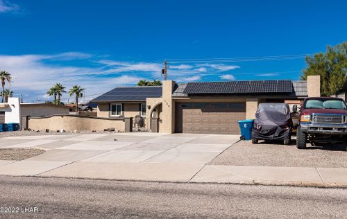 136 Acoma Blvd, Lake Havasu City, AZ 86403-5818