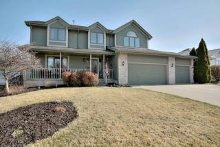 15134 Sherwood Ave, Omaha, NE 68116-7181