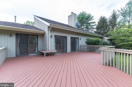 12 Oak Pl, Princeton NJ  08540-4745 exterior