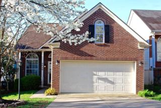2820 Greenway Ct, Lexington, KY 40511-8610
