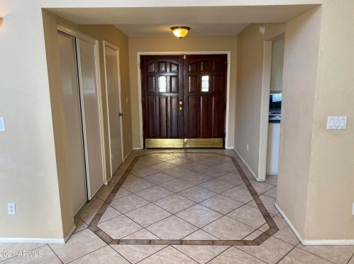 6337 Turquoise Ave, Glendale AZ  85302-1148 exterior