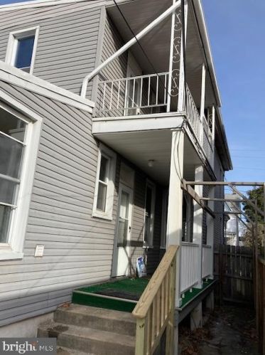 135 29th St, Harrisburg, PA 17103-1915