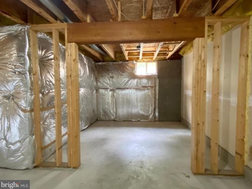 179 Dunlap Dr, Charles Town WV  25414-6509 exterior