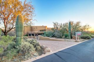 11058 Tamarisk Way, Scottsdale, AZ 85262-3260