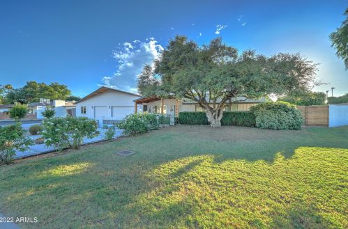 7814 11th Ave, Phoenix AZ  85021-7113 exterior