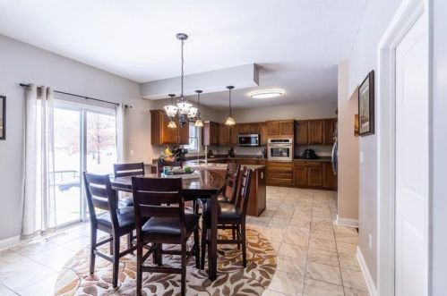 88 Old Hickory Ln, Grove City PA 16127-4663 exterior