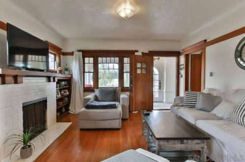 4311 Maryland St, San Diego CA 92116-1109 exterior