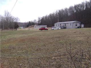 7021 Whites Holler Rd, Nunnelly, TN 37137-2678