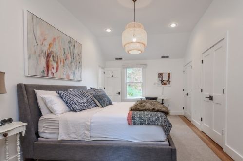 30 Glenwood St, Natick MA 01760-5649 exterior