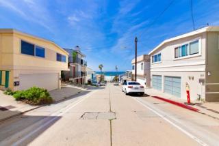 202 41st St, Manhattan Beach CA  90266-3141 exterior
