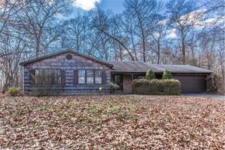 2 Oak Tree Dr, Smithtown, NY 11787-3612