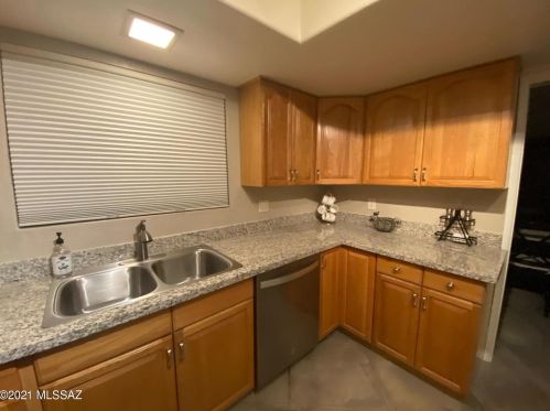 5200 Calle Del Ciervo, Tucson AZ 85750-1812 exterior