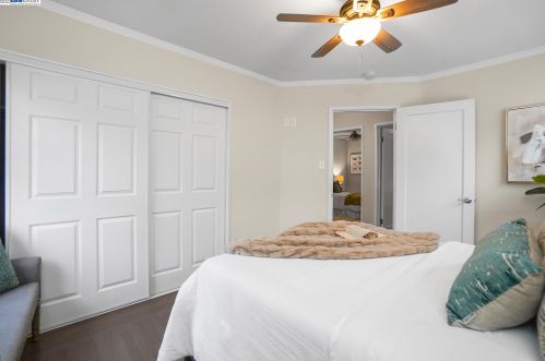 26243 Hickory Ave, Hayward, CA 94544-3111