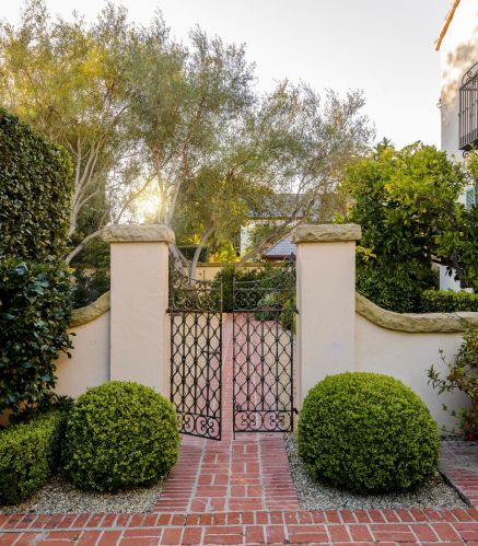 1530 Mimosa Ln, Santa Barbara CA  93108-2645 exterior