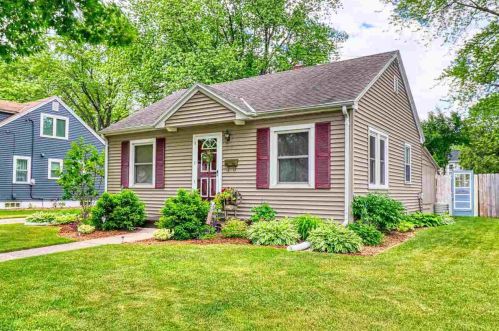 1179 Kellogg St, Green Bay, WI 54303-3014