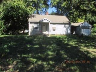 4205 Glenwood Dr, Indianapolis, IN 46205-2955